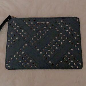Micheal Kors clutch